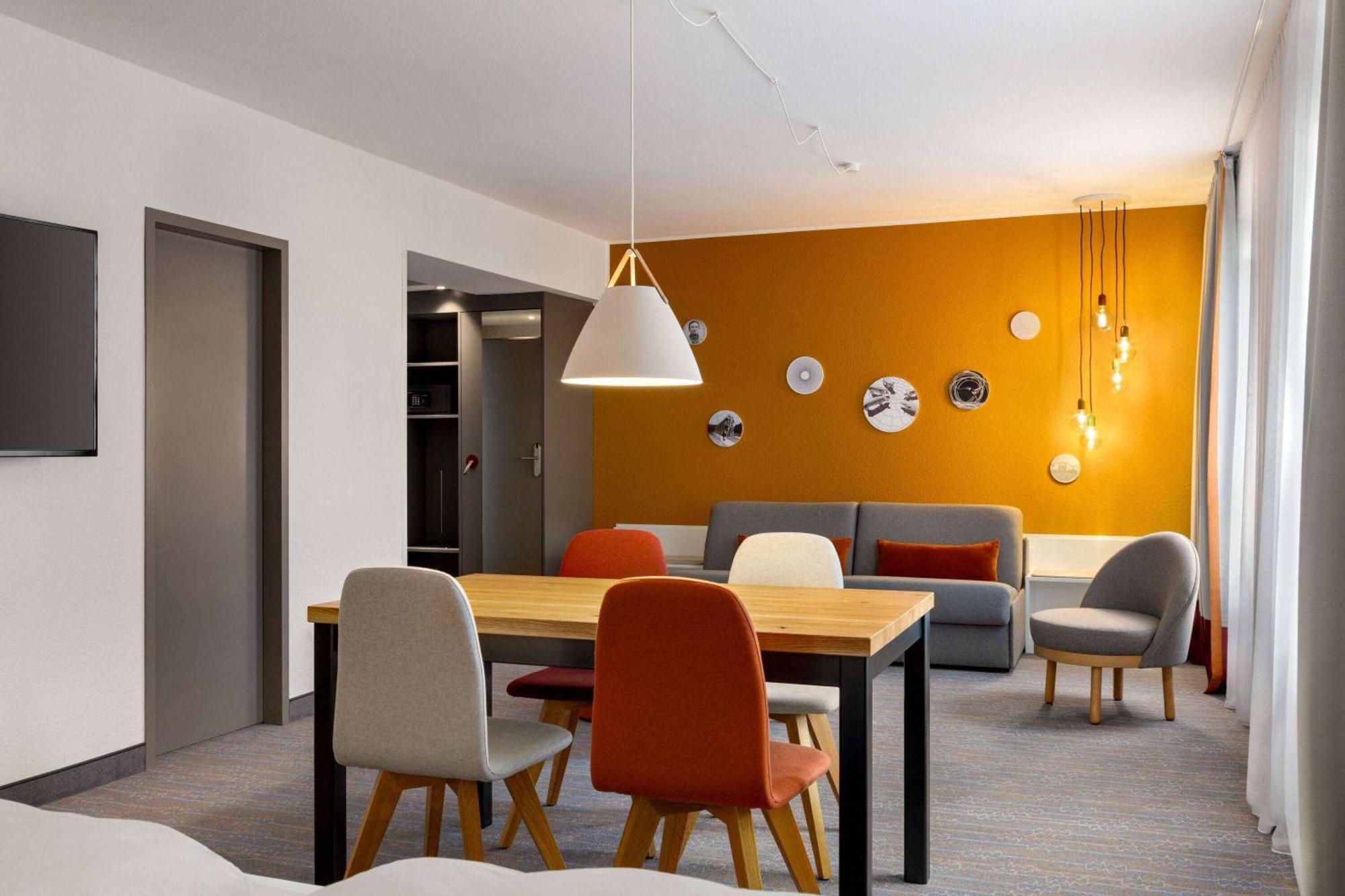 Vienna House Easy By Wyndham Bad Oeynhausen Hotel Exterior photo