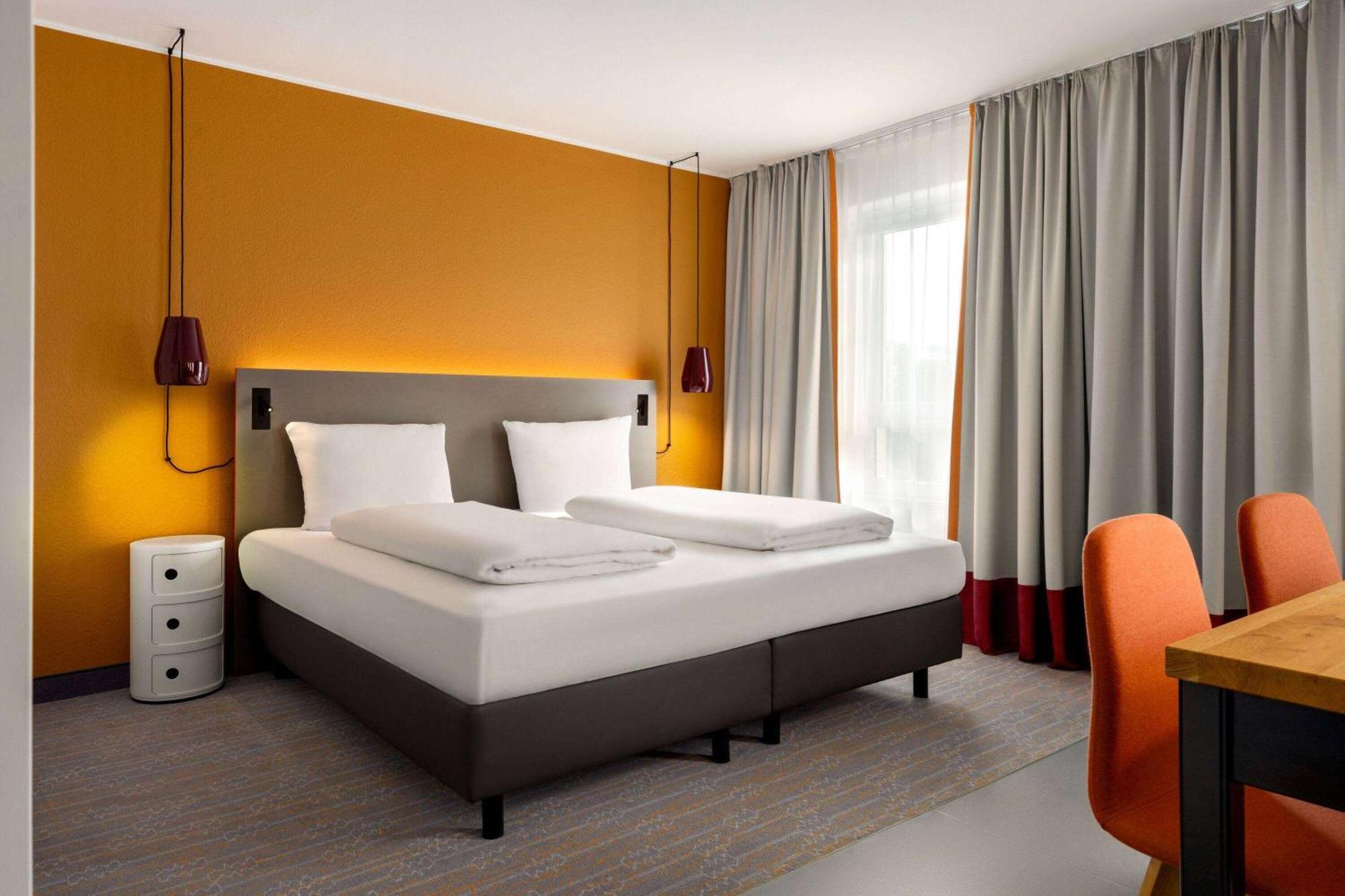 Vienna House Easy By Wyndham Bad Oeynhausen Hotel Exterior photo
