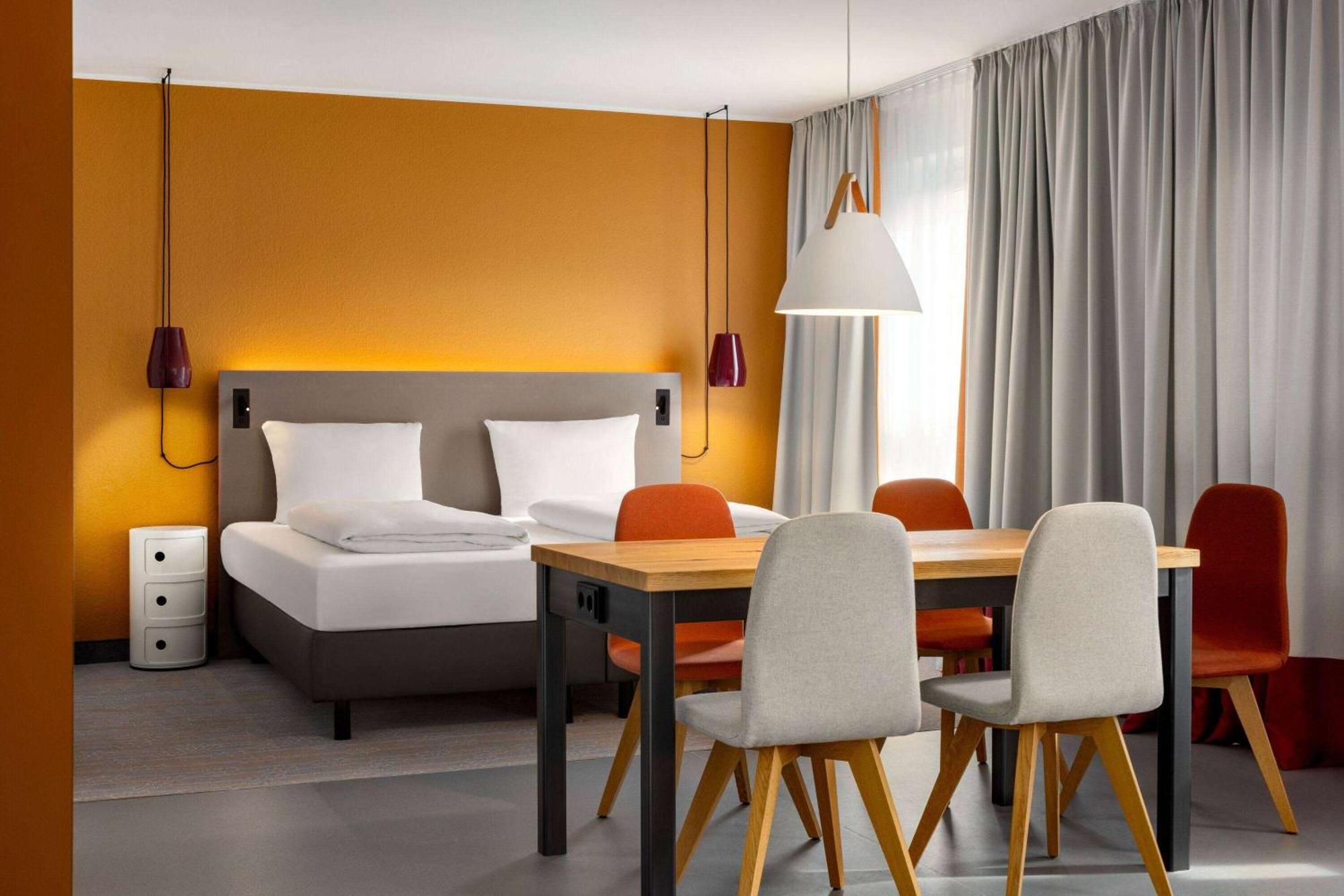 Vienna House Easy By Wyndham Bad Oeynhausen Hotel Exterior photo